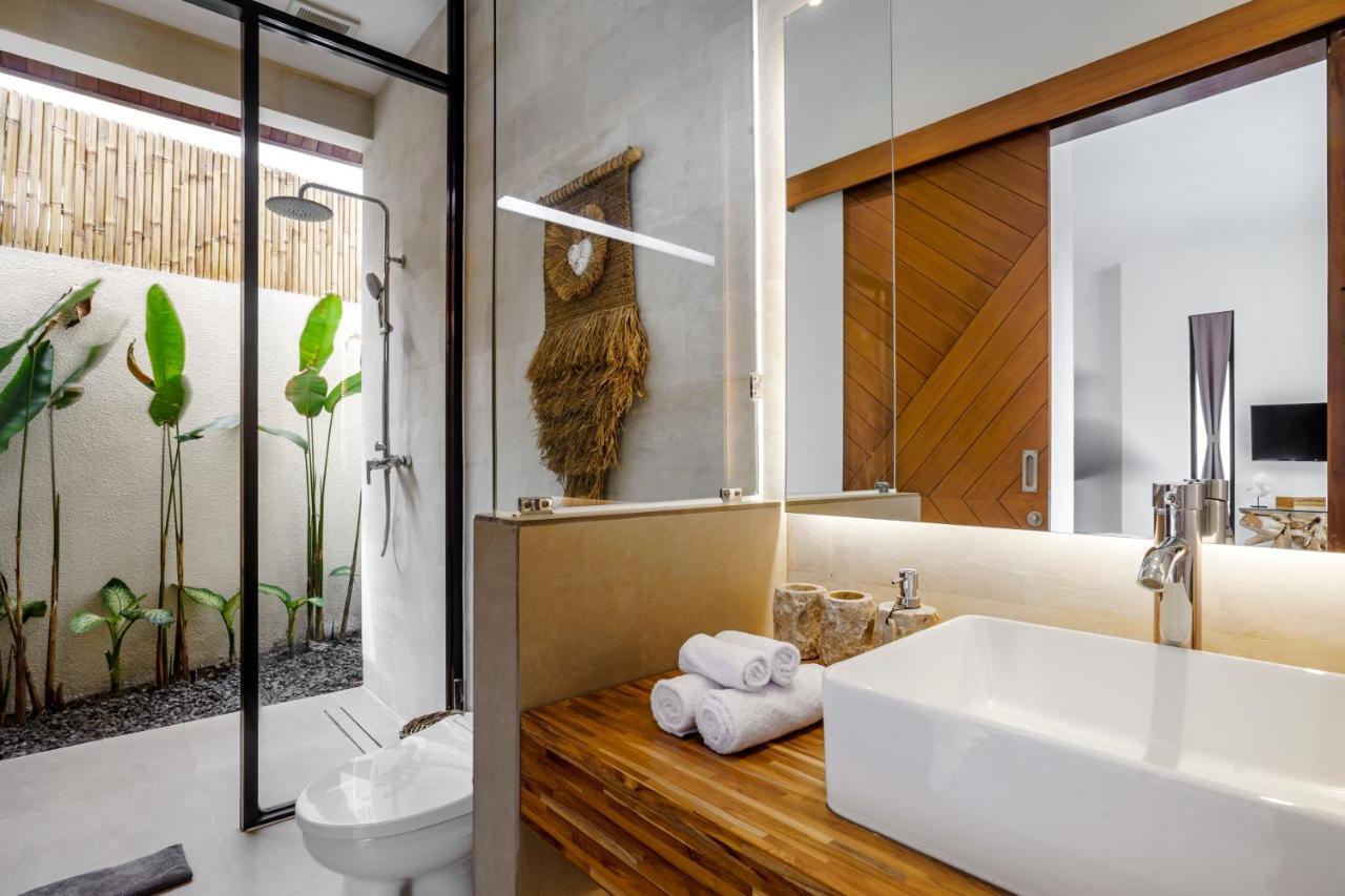 Villa Crystal Lagoon Ubud Esterno foto