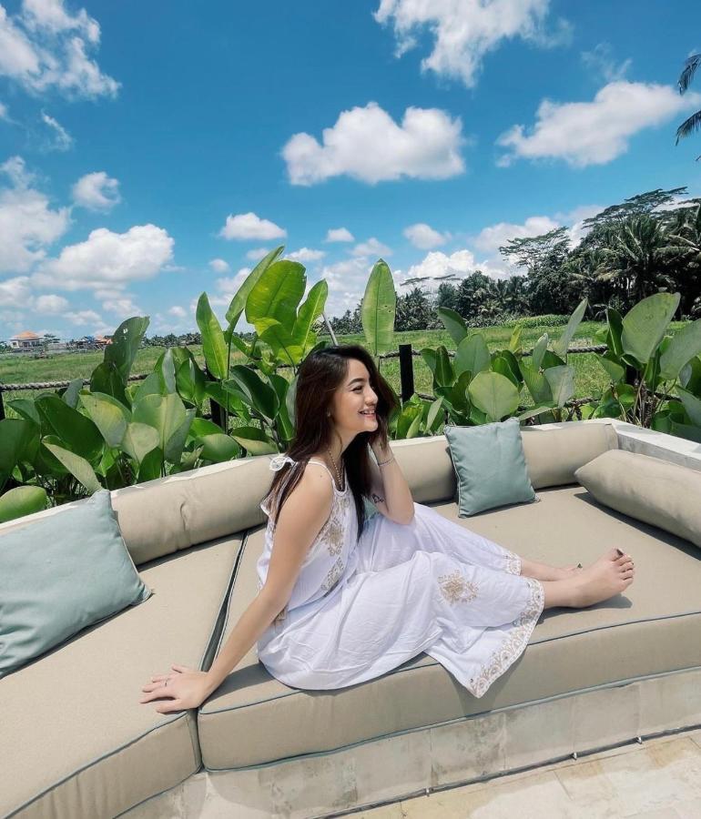 Villa Crystal Lagoon Ubud Esterno foto