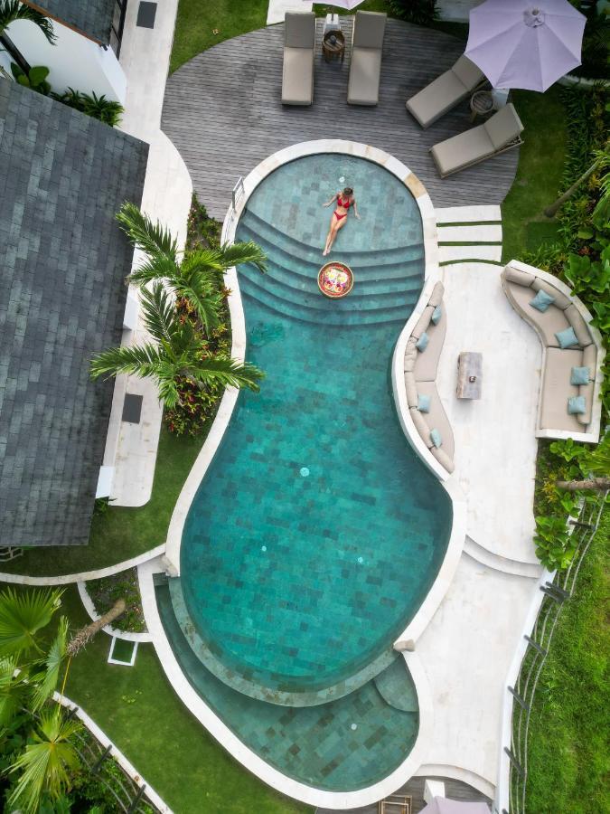 Villa Crystal Lagoon Ubud Esterno foto